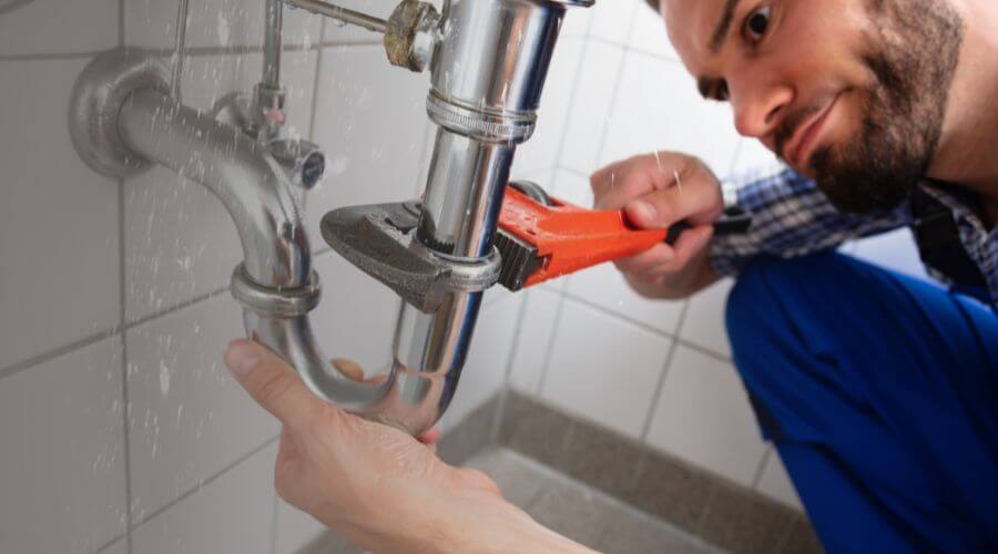 Local tankless water heater installation in Murphysboro, IL